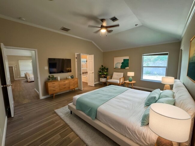 Building Photo - 20502 Wild Springs Dr