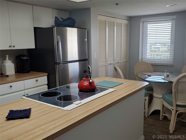 Building Photo - 257 Minorca Beach Way