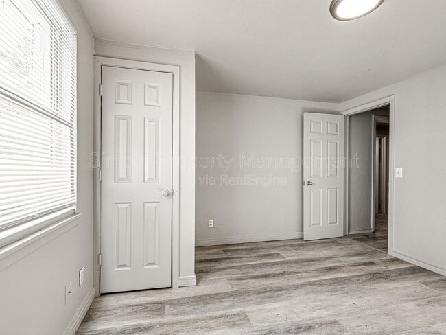 Building Photo - 1108 Mallard Dr