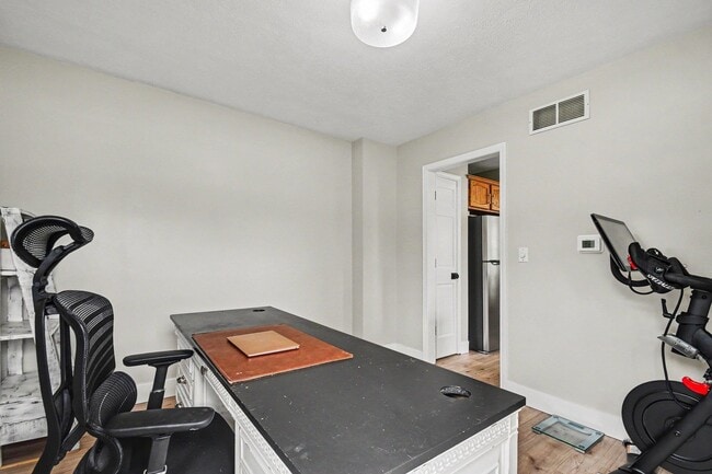 Building Photo - 51222 Crooked Oak Dr