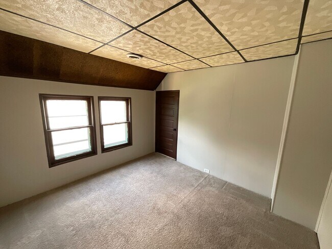 Building Photo - 2905 Delmar Ave