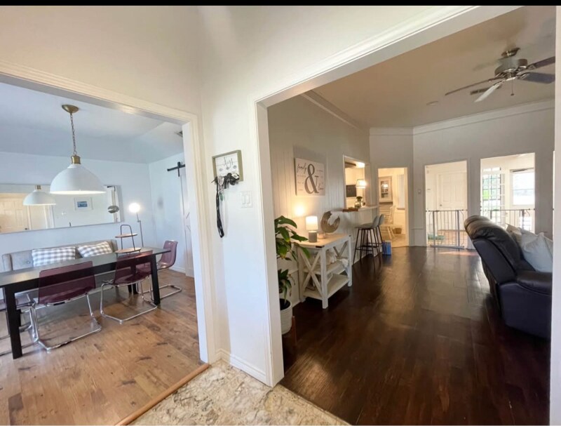 Building Photo - 3009 Apple Valley Dr