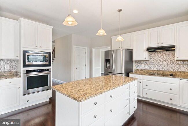 Building Photo - 7495 Cavalcade Dr
