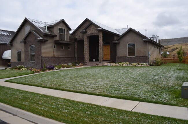 Primary Photo - Great Home Available