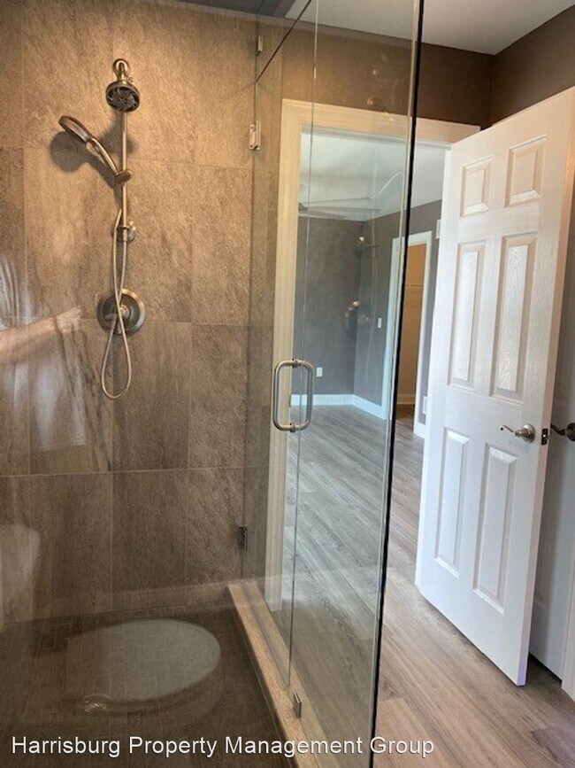 Building Photo - 3 br, 2.5 bath House - 782 Winding Ln