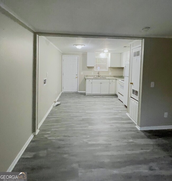 Building Photo - 60 Gees Ln