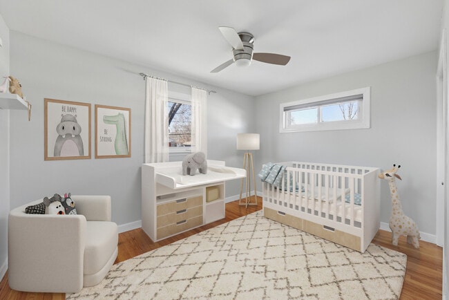 Building Photo - 604 S Edward St