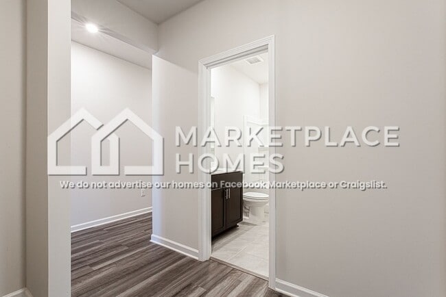 Building Photo - 389 Barley Ct