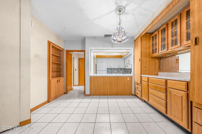 Building Photo - 2930 Ravines Rd