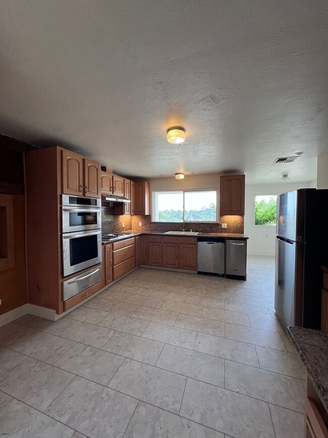 Building Photo - Coastal Retreat with Ocean & Valley Views ...
