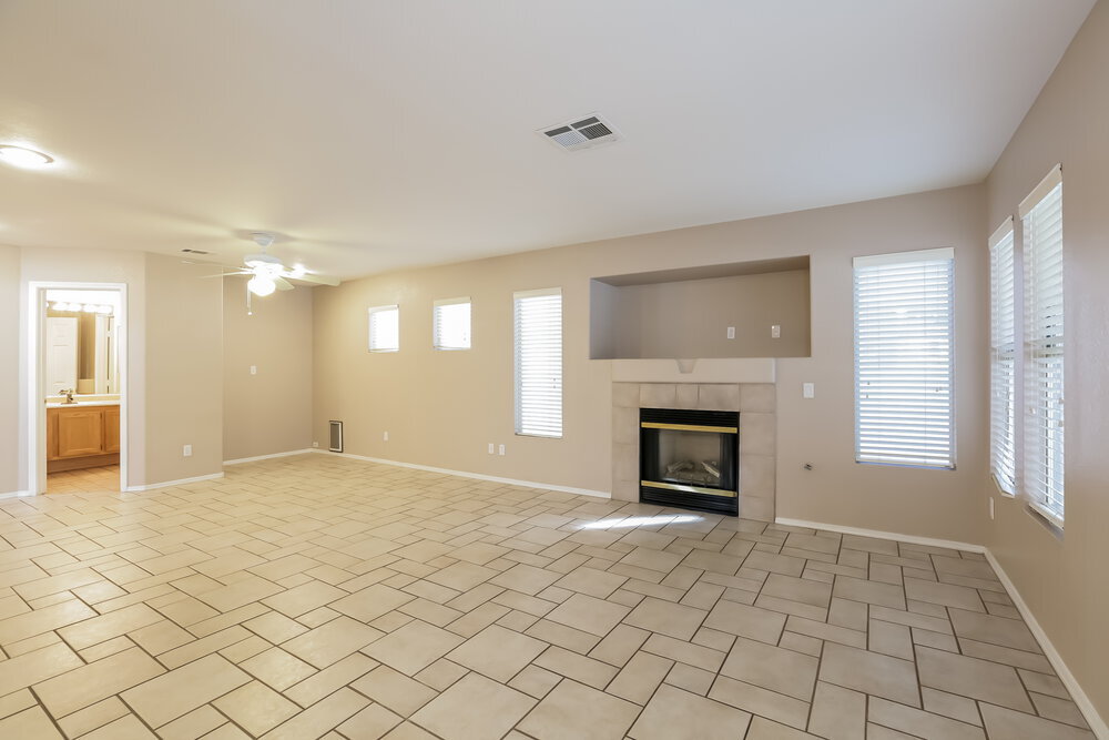 Building Photo - 55 Tanglewood Dr