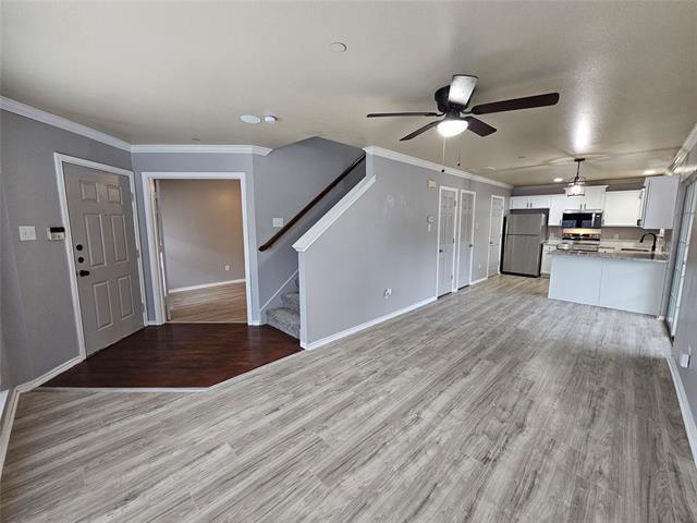 Building Photo - 611 Oriole Blvd