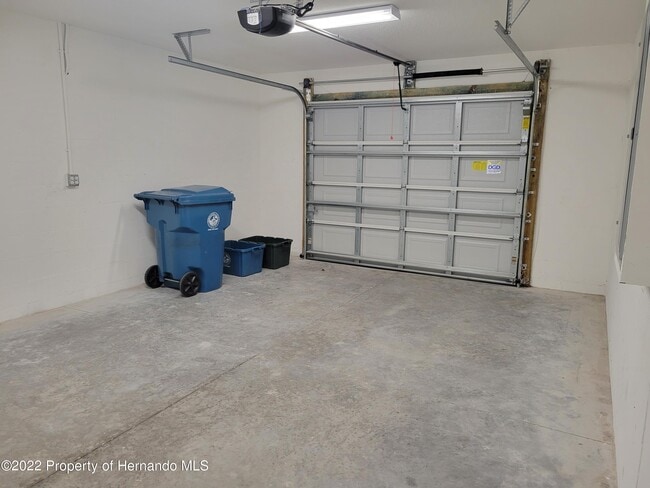 Building Photo - 1182 Hallcrest Ave