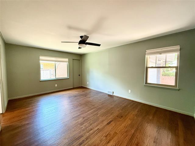 Building Photo - 506 S Lois Ln