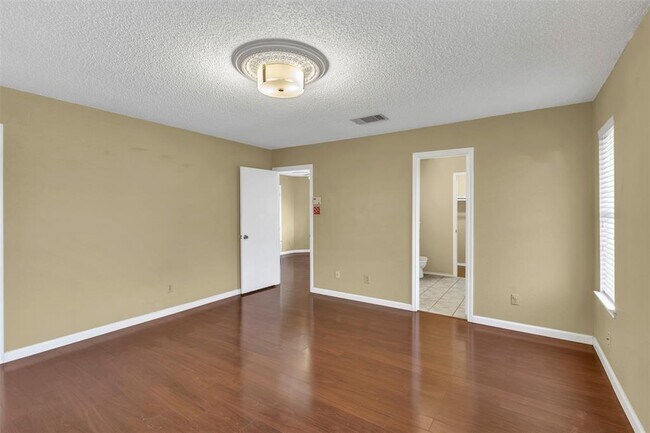 Building Photo - 12922 Marimba Trail