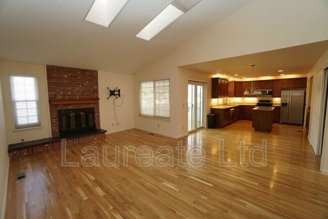 Primary Photo - 13852 E Linvale Pl
