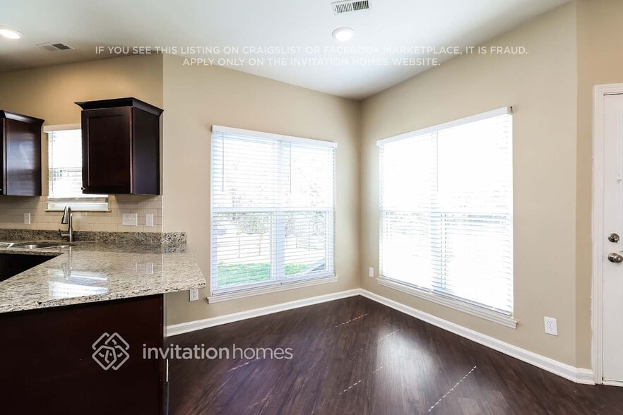 Building Photo - 9616 Kayce Ln