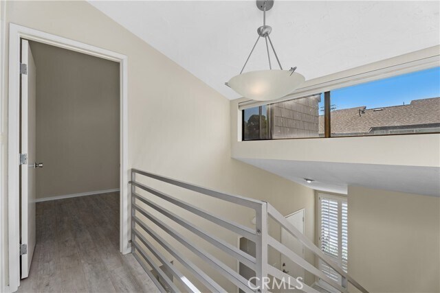 Building Photo - 33532 Valley View Ct