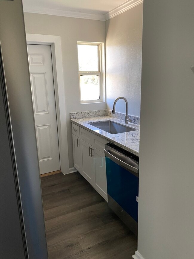 Building Photo - Beautiful 1/1 Duplex in Biloxi, MS