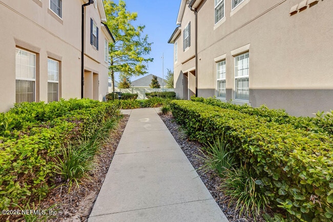 Building Photo - 12301 Kernan Forest Blvd