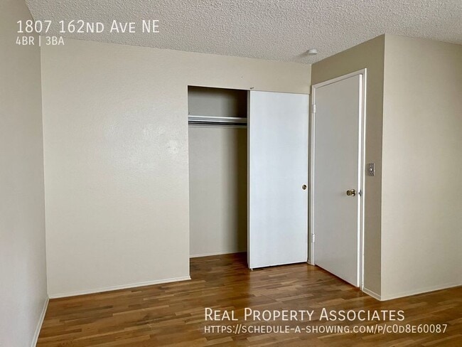 Building Photo - 1807 162nd Ave NE