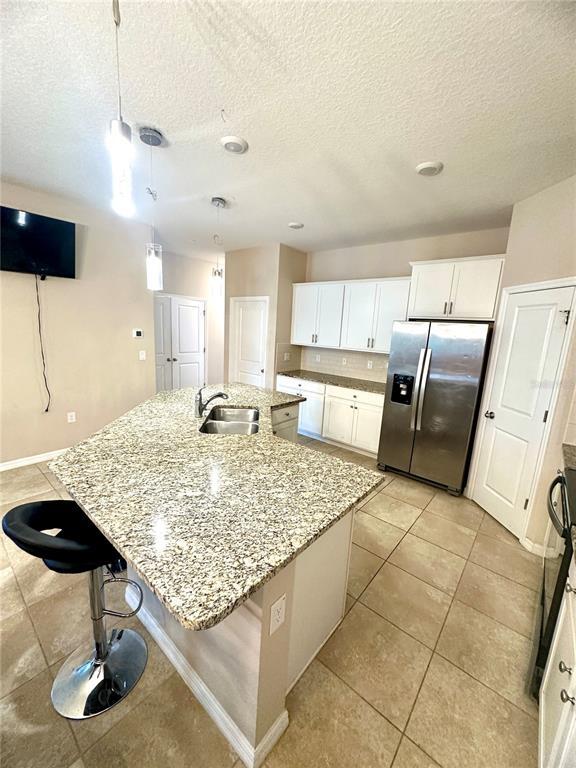 Building Photo - 7684 Stonebrook Cir