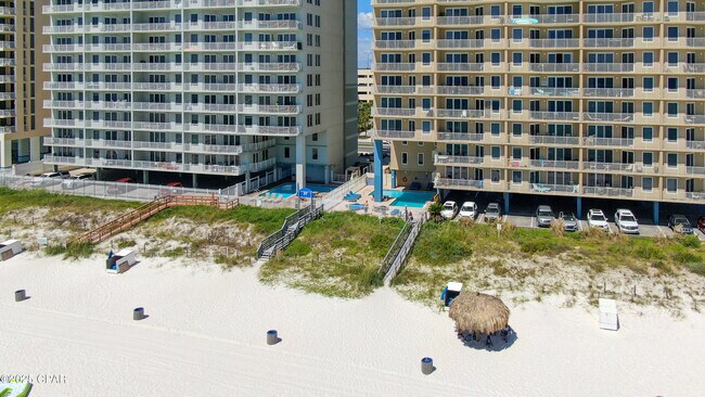 Building Photo - 10719 Front Beach Rd