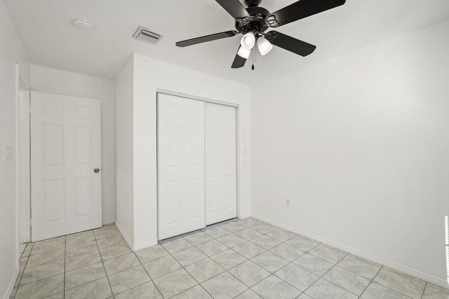 Building Photo - 12755 Judd St