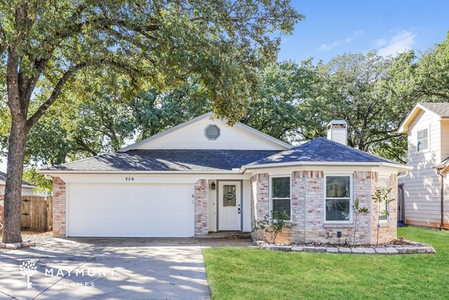 Building Photo - 806 Love Wood Ln