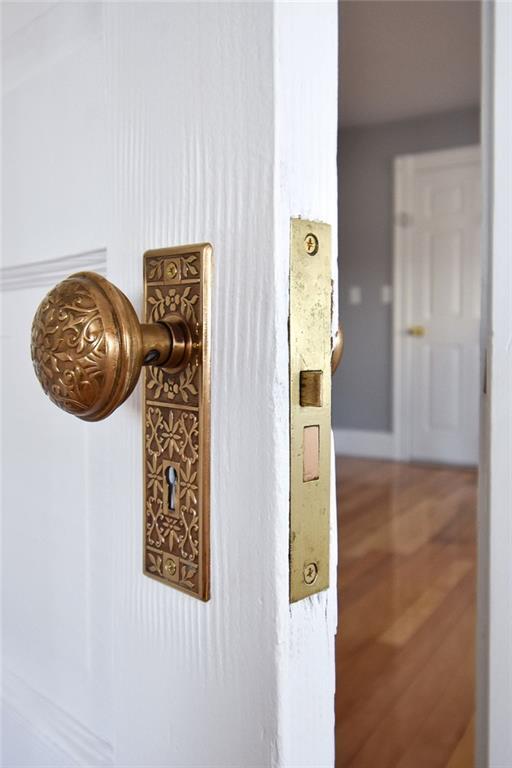 Building Photo - 141 Bourne Ave