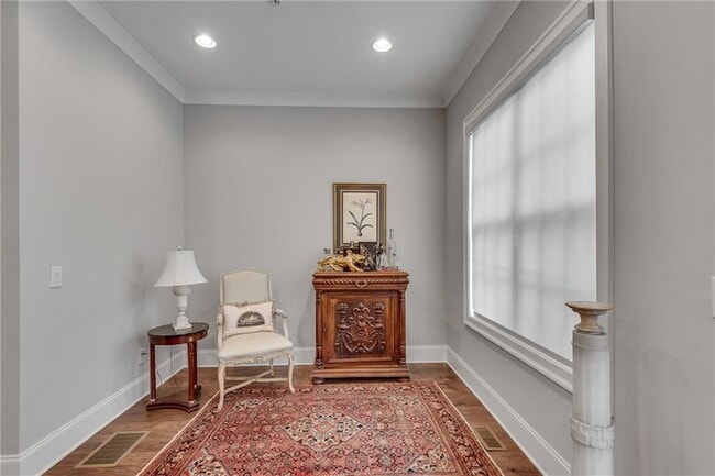 Building Photo - 345 Glen Iris Dr NE