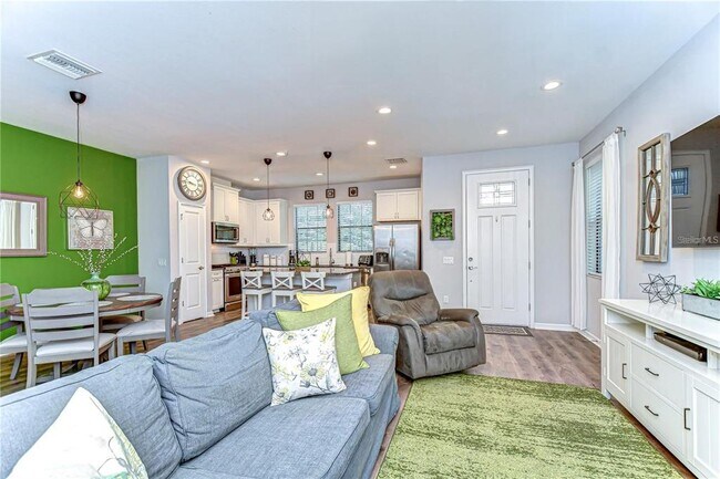 Building Photo - 5703 Colony Glen Rd