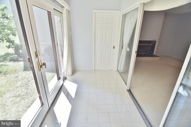 Building Photo - 21 Twin Brooks Dr