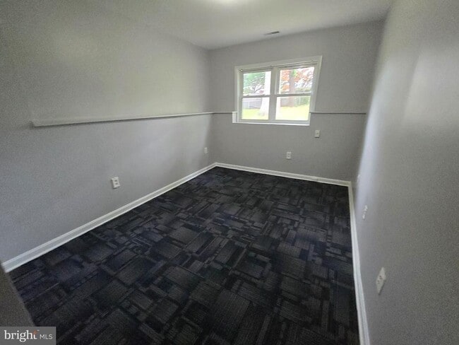 Building Photo - 4005 Blackpool Rd