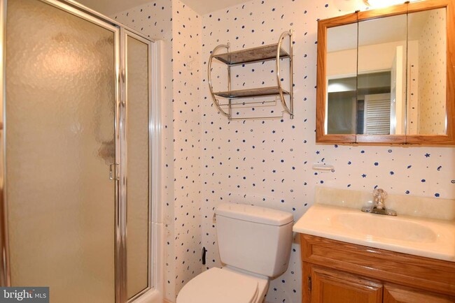 Building Photo - 1531 Patrick Henry Dr