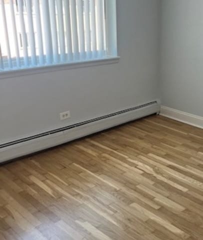 Building Photo - 9240 Seymour Ave