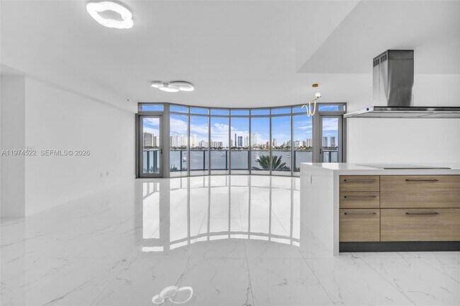 Building Photo - 17111 Biscayne Blvd