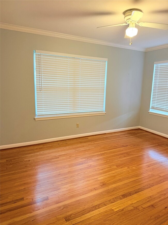 Building Photo - 4833 Hazelton St