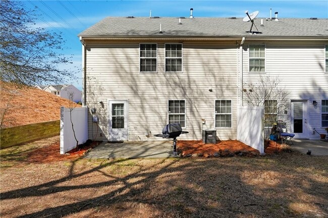 Building Photo - 1468 Box Cir