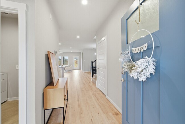 Building Photo - 28922 Yulee Mill Dr