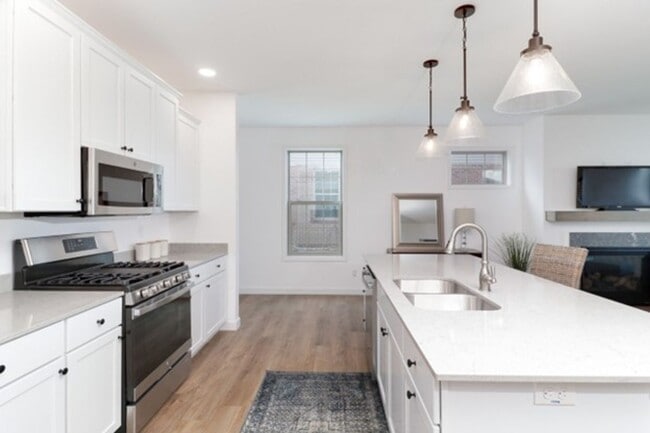 Building Photo - Get $699 off your security deposit!
