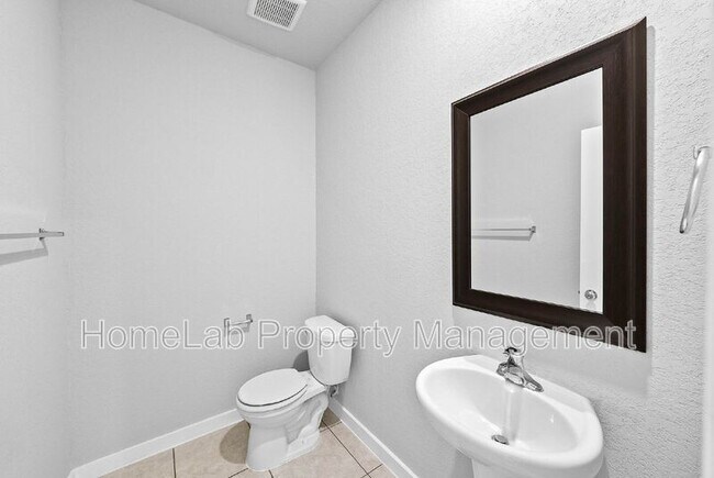 Building Photo - 5410 Coral Valley
