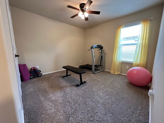 Bedroom - 264 Oxford Dr