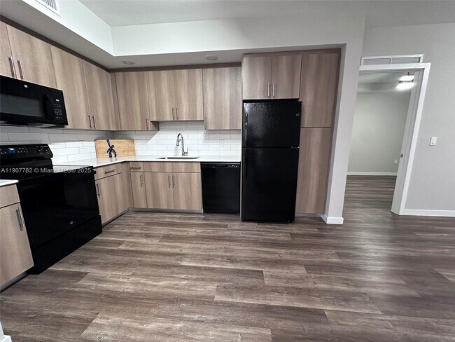 Building Photo - 25050 SW 136th Ave