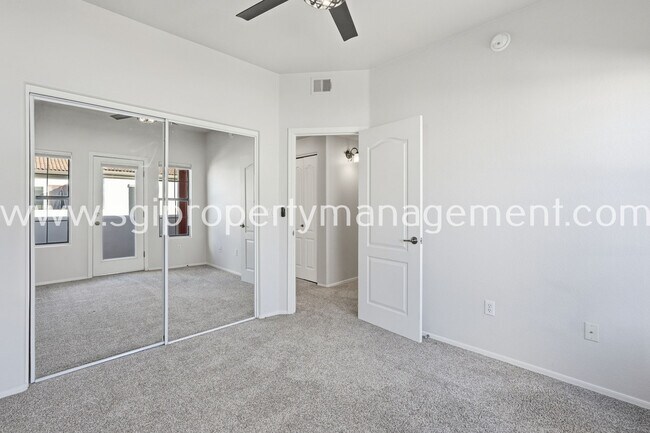 Building Photo - 3150 E Beardsley Rd