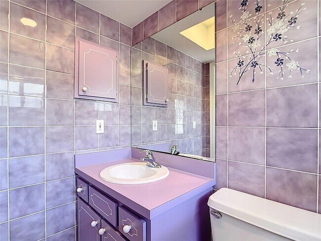 Building Photo - 813 Ormond St