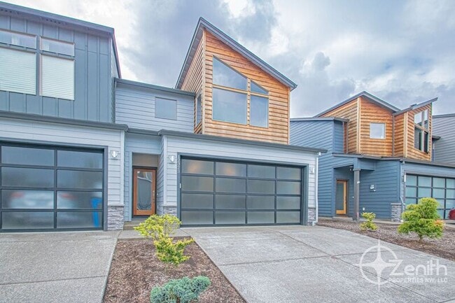 Building Photo - 12323 NE 116th Way