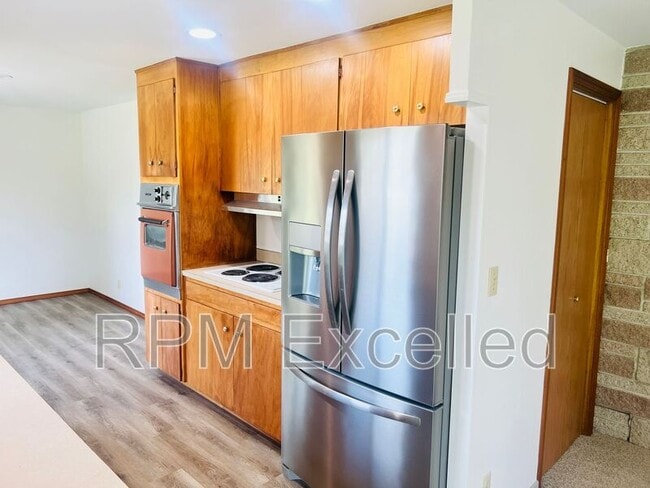 Building Photo - 3808 S 250th St