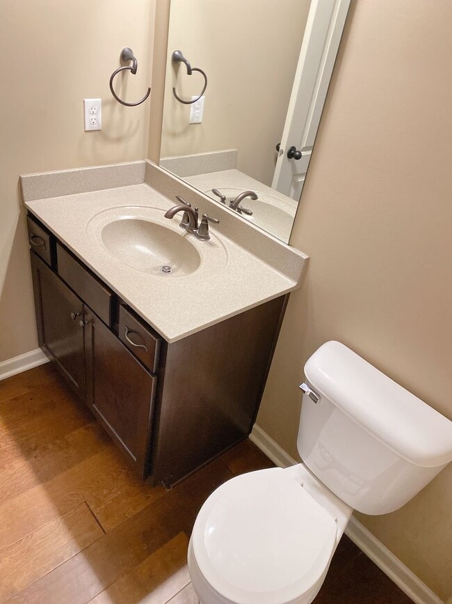 Building Photo - Move in Special. Beautiful & Nearly new SW Chalco area 4 bed Two Story.