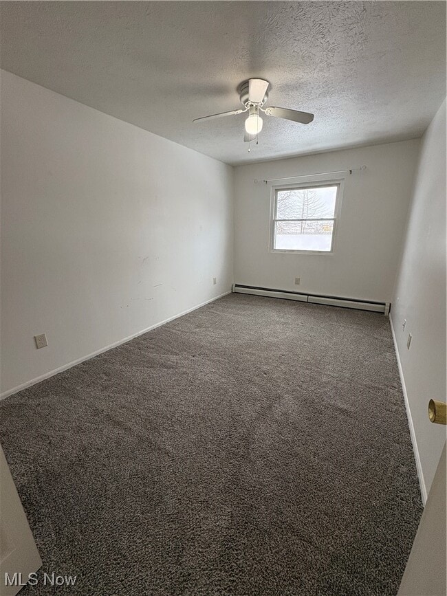 Building Photo - 5936 Callaway Cir